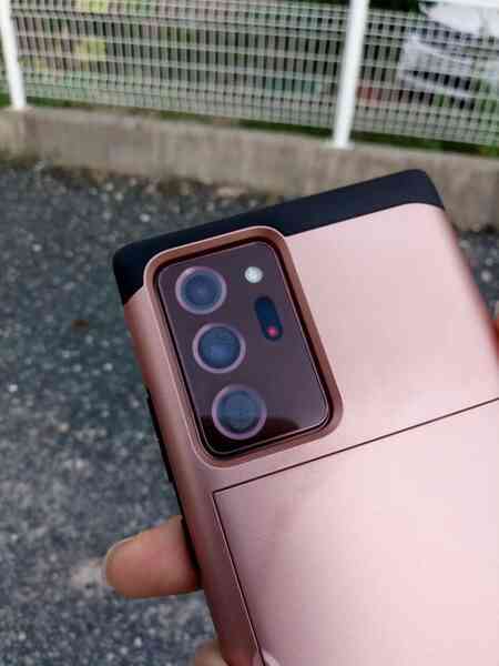 Galaxy Note20 bị tố lỗi camera 