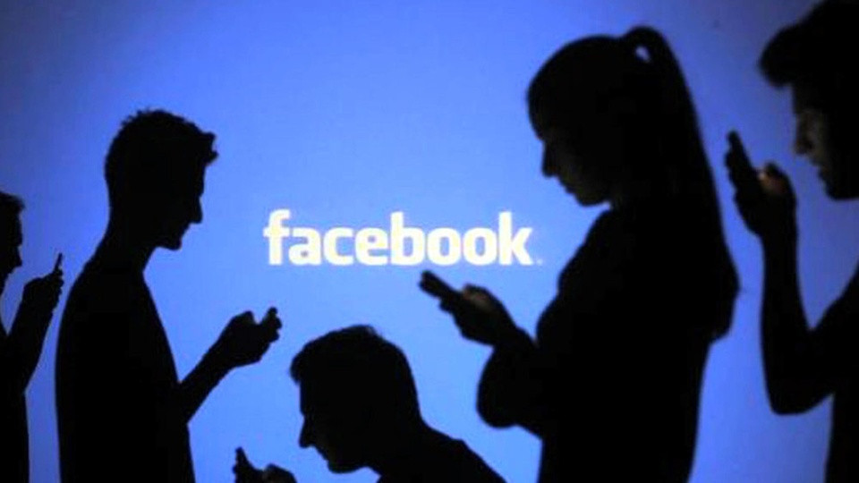 Facebook: Cỗ máy ép người dùng… ra tiền