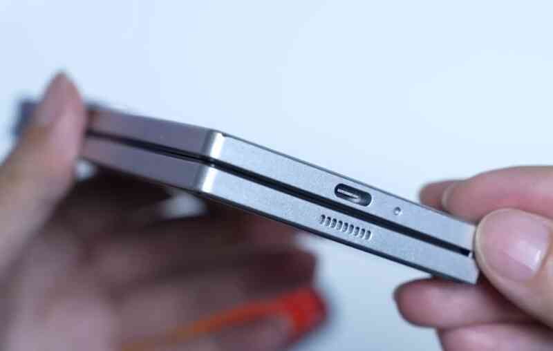Lộ ảnh thực tế, cấu hình và giá bán smartphone gập Galaxy Z Fold6 - 2