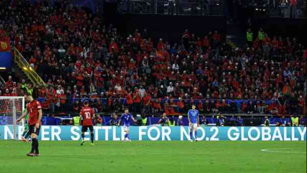 Hisense là nhà cung cấp màn hình VAR chính thức cho UEFA EURO 2024- Ảnh 2.