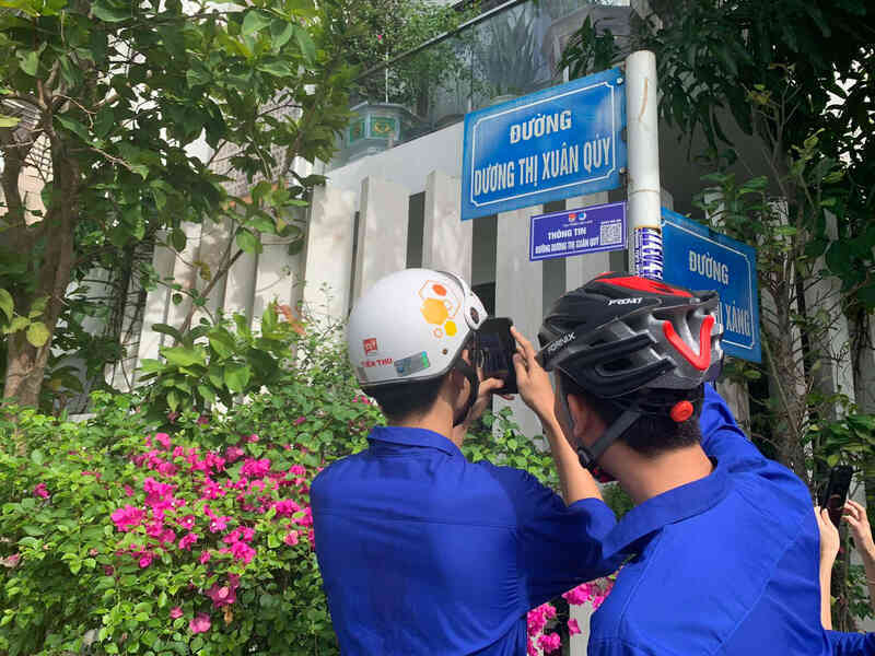 Gắn QR Code ở 26 tuyến đường tại thị trấn Hà Lam