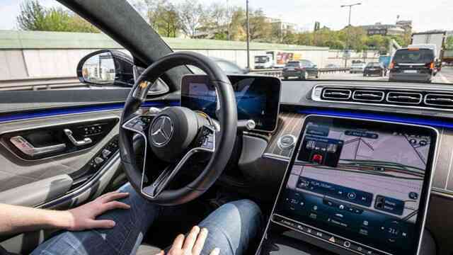 Nghiên cứu mới chỉ ra rằng trong một số điều kiện nhất định, việc con người lái xe vẫn an toàn hơn việc lái xe bằng AI!