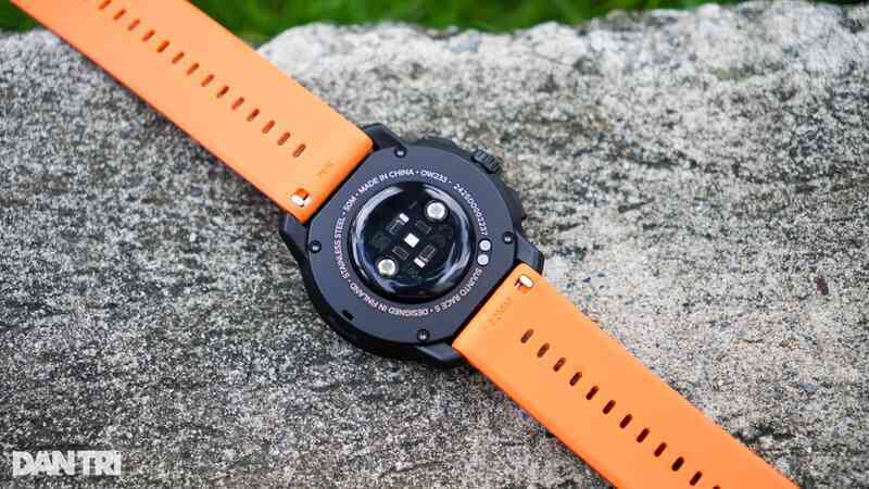 Cận cảnh Suunto Race S: Thiết kế nhỏ gọn, tích hợp bản đồ ngoại tuyến - 9