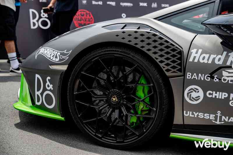 Chiêm ngưỡng loạt siêu xe tại Gumball 3000: Không chỉ đắt giá mà còn nổi bật về độ hiếm- Ảnh 14.