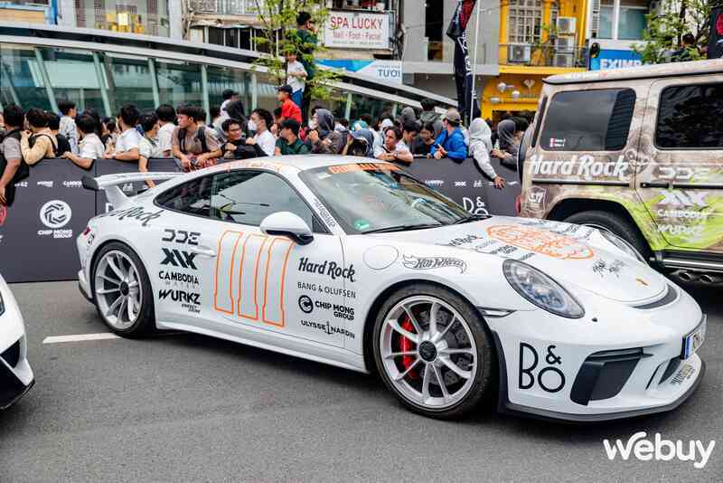 Chiêm ngưỡng loạt siêu xe tại Gumball 3000: Không chỉ đắt giá mà còn nổi bật về độ hiếm- Ảnh 28.