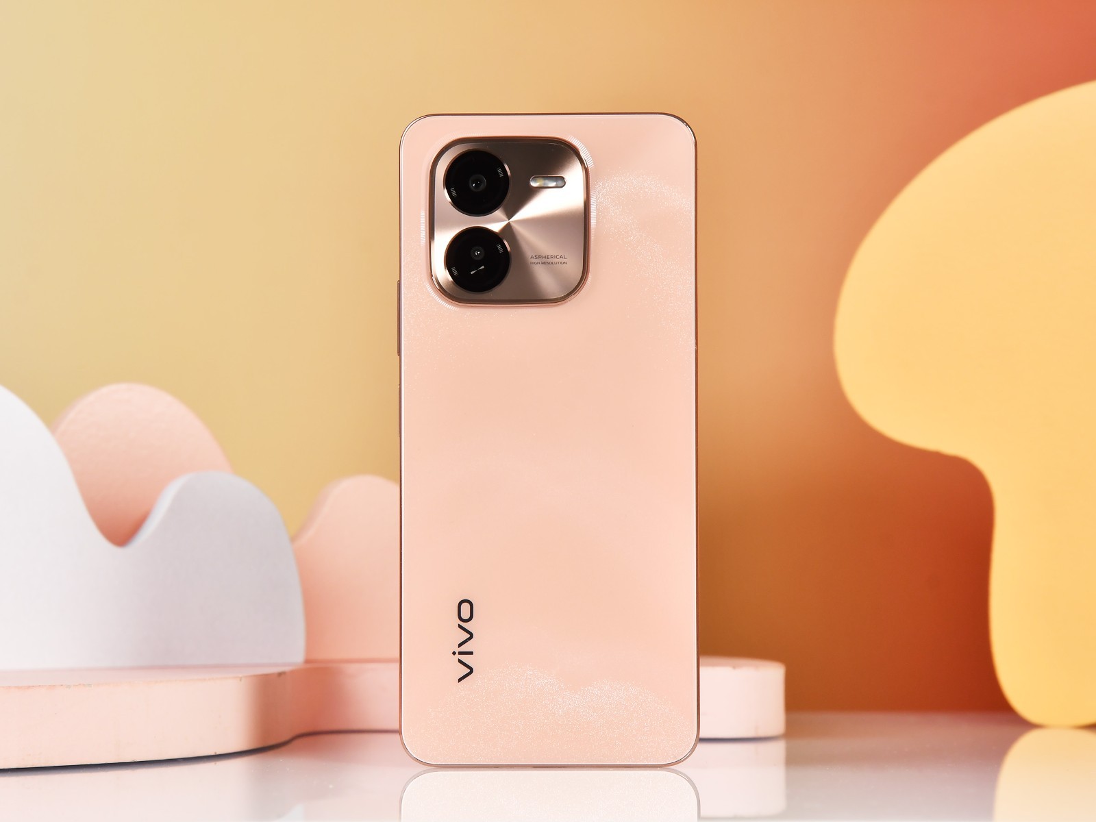 vivo ra mắt điện thoại thiết kế đẹp, màn hình 120Hz, pin khủng 6.000mAh, giá chỉ hơn 6 triệu đồng