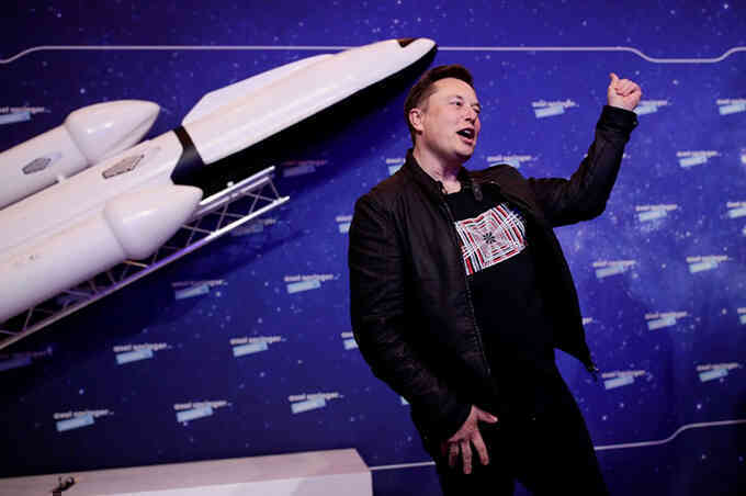 Indonesia mời SpaceX xây bãi phóng tên lửa