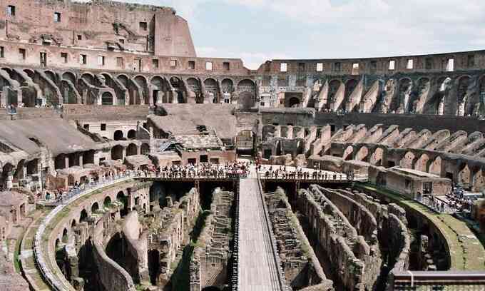 Italy xây lại sàn của Đấu trường La Mã