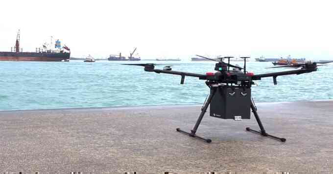 Singapore đẩy mạnh phát triển drone